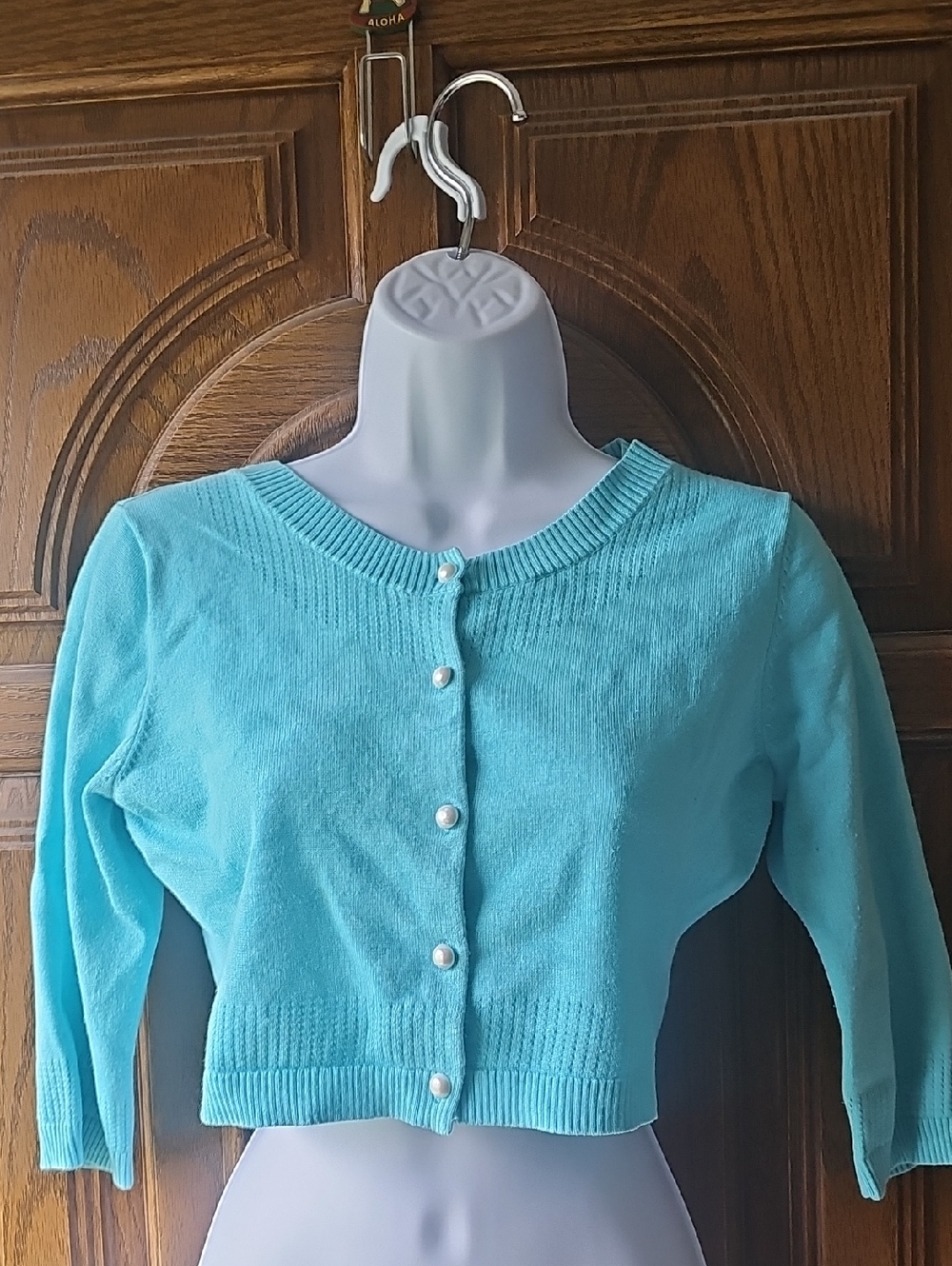 Sourpuss- Cropped Pearl-Button Cardigan Sweater - Aqua Blue